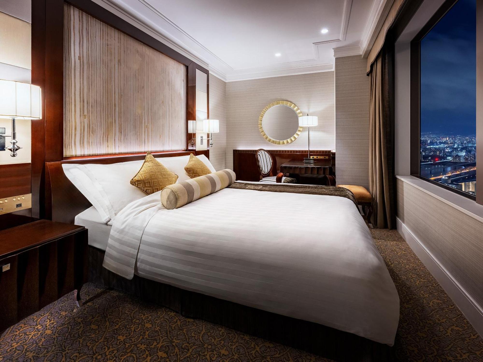 Hotel Hankyu International Osaka Bagian luar foto